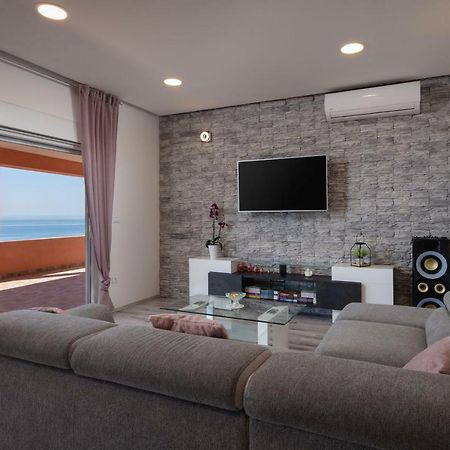 Luxury Apartment Nora Podstrana Kültér fotó